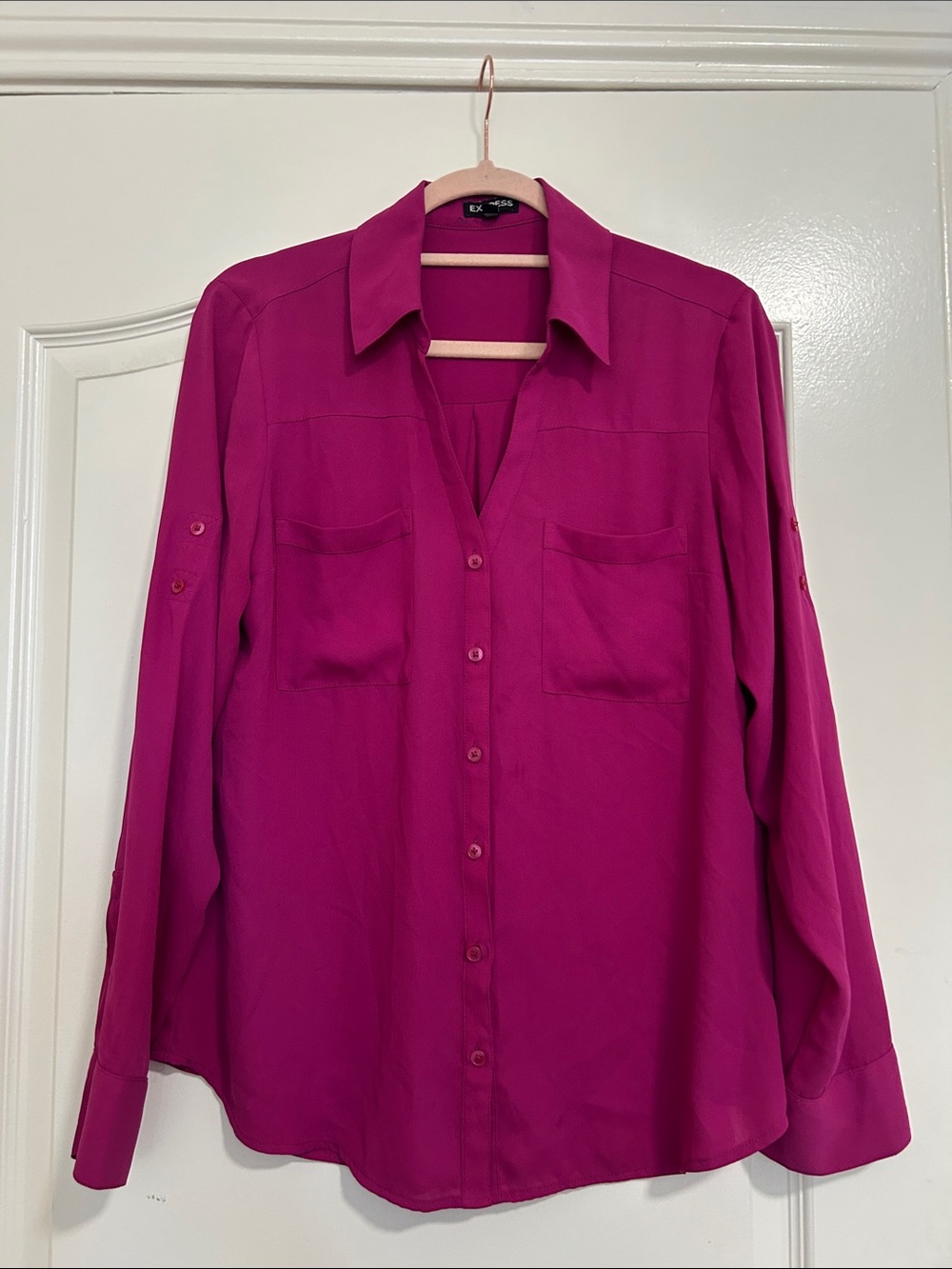 Express Magenta Long-Sleeve Button-Up Blouse